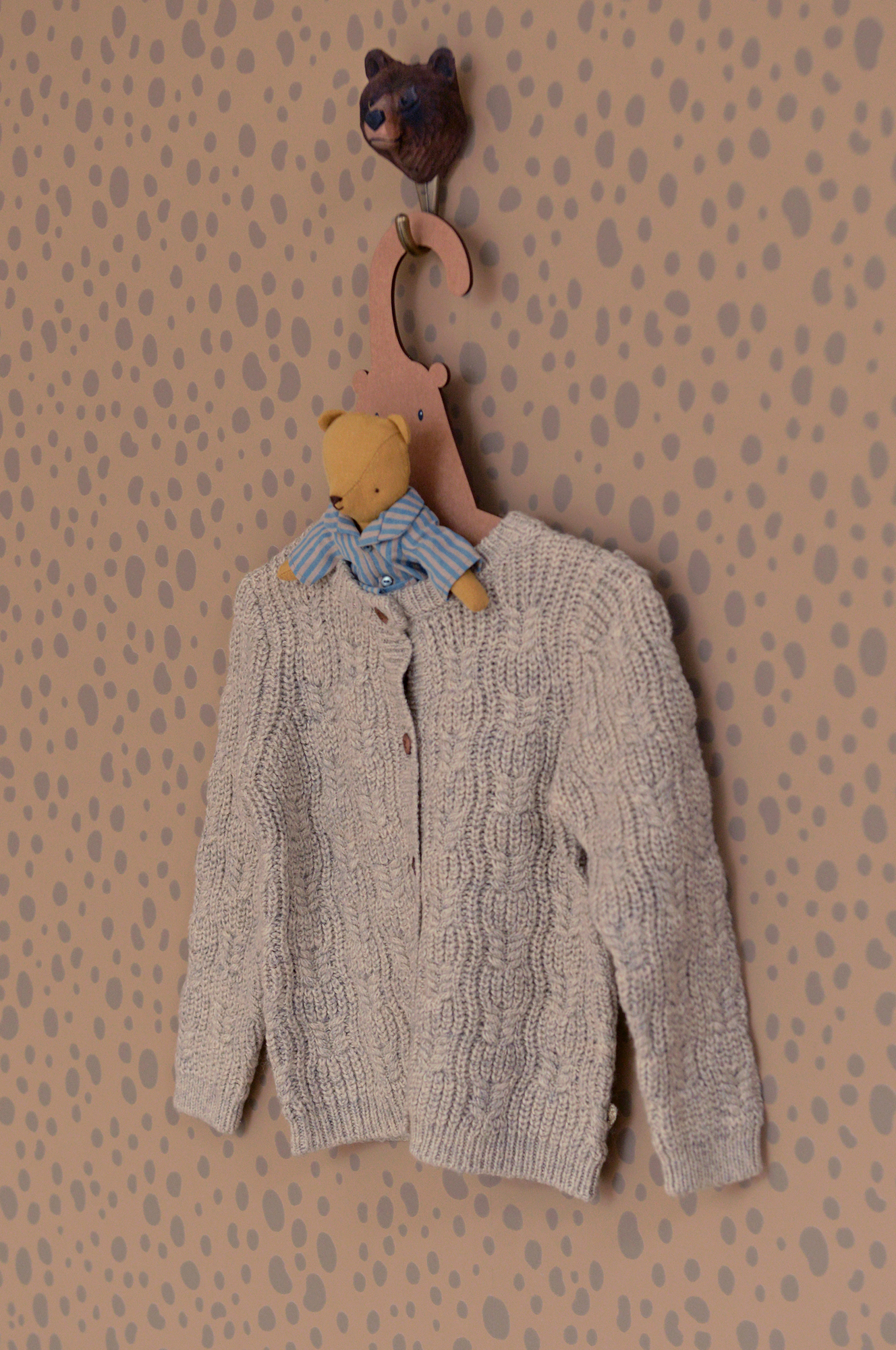 Animal Dots, Soft Brown, Majvillan 6